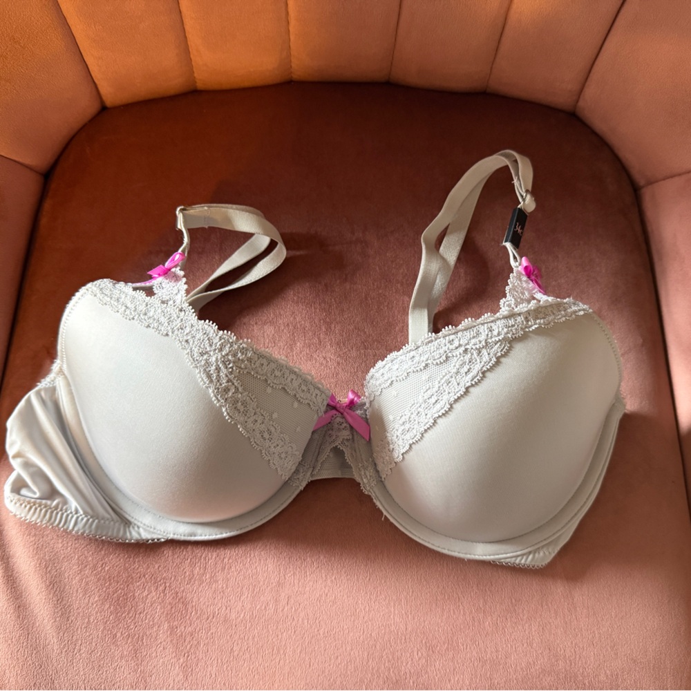 Victoria's Secret light Gray Bra
